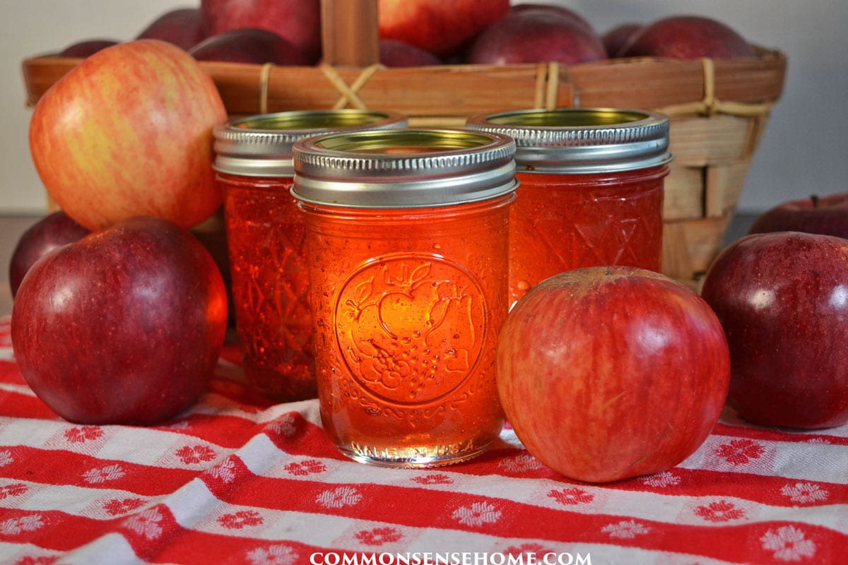 homemade apple jelly